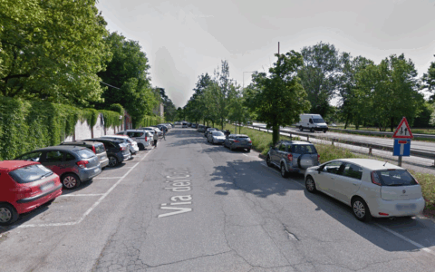 Aggrediti con calci, pugni e una chiave inglese in un parcheggio a Padova: denunciati in quattro