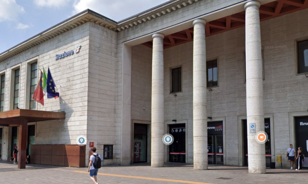 Daspo per quattro dopo la rissa con spranghe di ferro nel piazzale della stazione di Padova