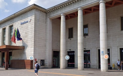 Daspo per quattro dopo la rissa con spranghe di ferro nel piazzale della stazione di Padova