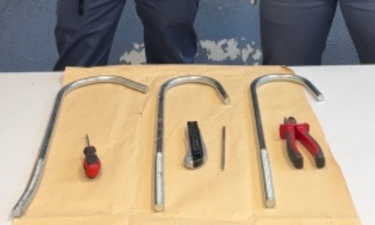 Evade dai domiciliari e tenta un furto con spaccata in un locale di Padova