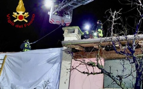 Incendio al tetto di una casa in via Ca’ Mura a Maserà di Padova