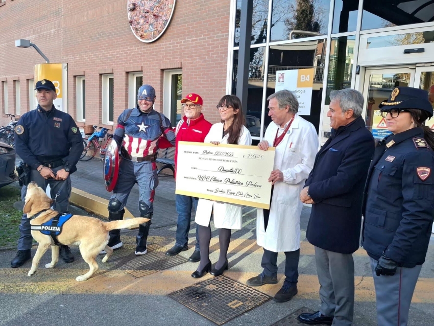 Dalla Polizia di Stato e dal Ferrari Club una donazione al Reparto oncologico