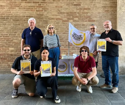 Giovani Orizzonti, in alto a sx il presidente Dianin