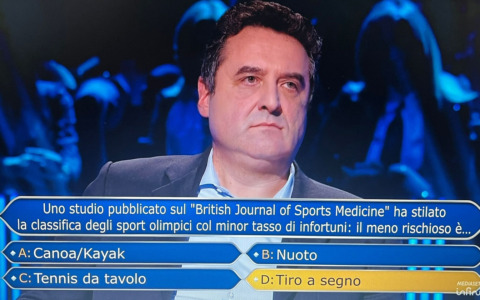 Giulio da Padova a “Chi vuol essere milionario? Il Torneo”: accidenti al tiro a segno…