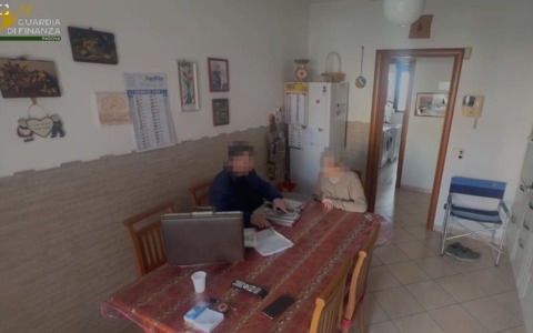 Da Padova al resto d’Italia: smantellata organizzazione che ha truffato 1.200 anziani