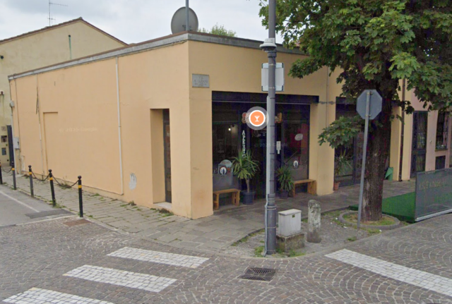 Titolare di un kebab di Monselice accoltellato a una gamba