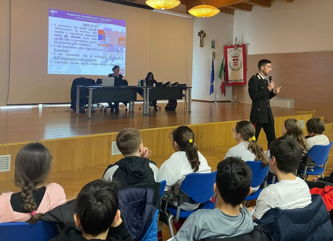 Cultura della legalità, i Carabinieri di Padova incontrano centinaia di studenti nelle scuole della provincia