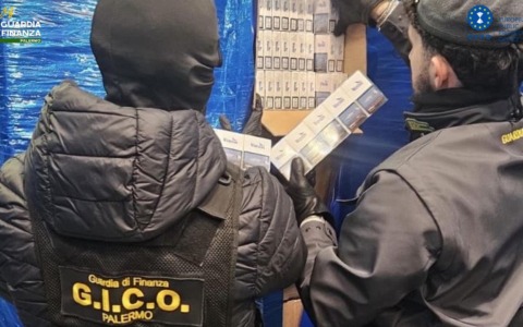 Sigarette di contrabbando, scoperta fabbrica clandestina nel Veronese. Due depositi a Monselice e Terrassa Padovana