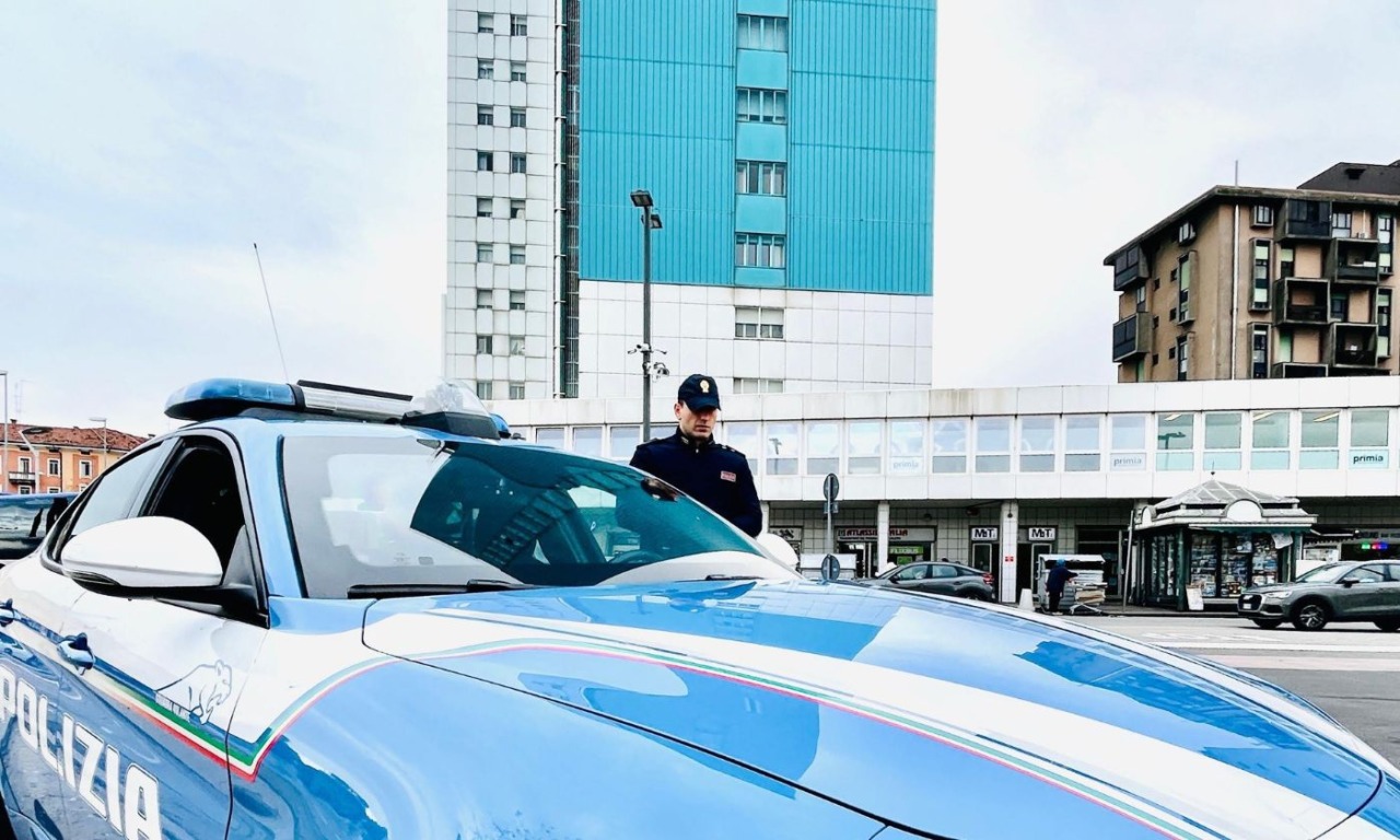 Blitz in Torre Belvedere: scoperti due dormitori abusivi in cui vivevano 22 cittadini cinesi