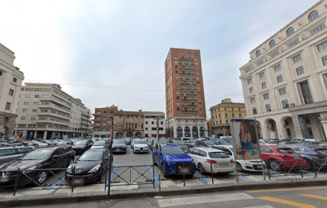 ConfCommercio Padova propone di togliere le auto da Piazza Insurrezione (ma serve un nuovo parcheggio)