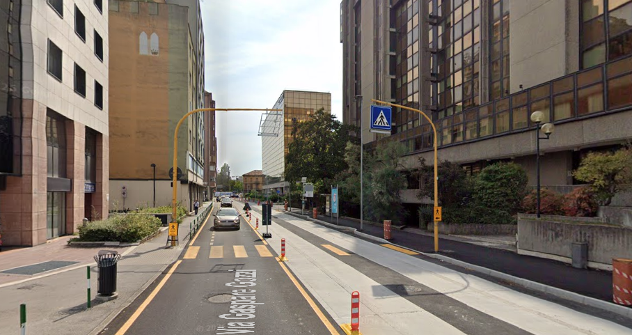 Ventiduenne investita da un autobus in via centro a Padova: è in gravi condizioni