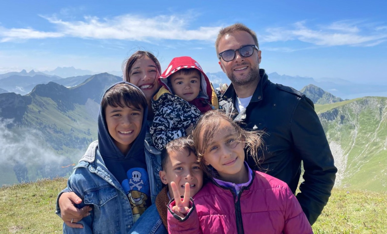 Festa del papà, la storia di un direttore di Posta con una famiglia extralarge