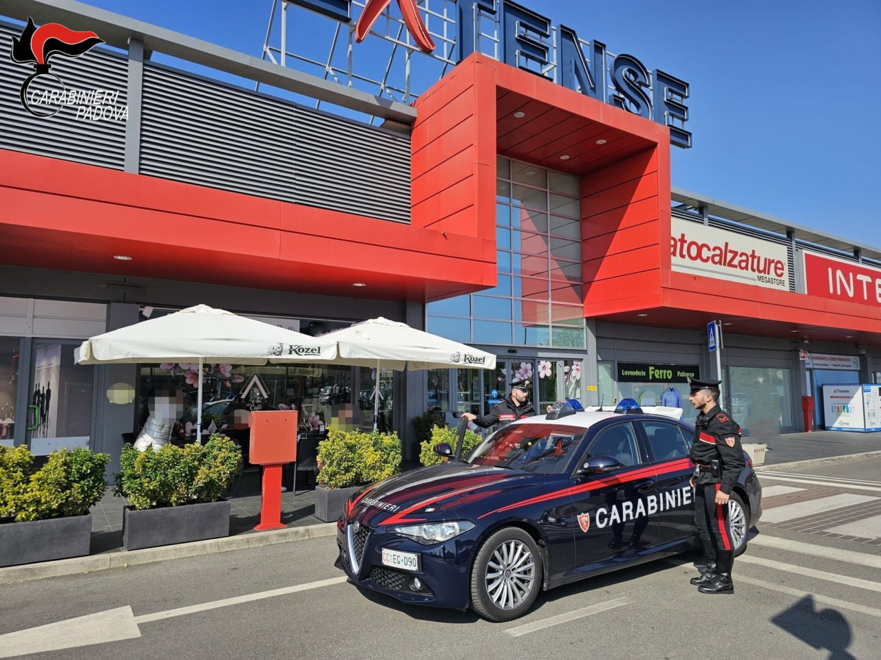 Furto nella gioielleria “Orofino” a Este: banditi fuggiti in auto