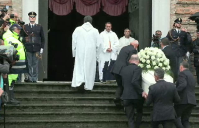 Padova si stringe attorno ad Alex Zanardi: l’addio al campione nella Basilica di Santa Giustina